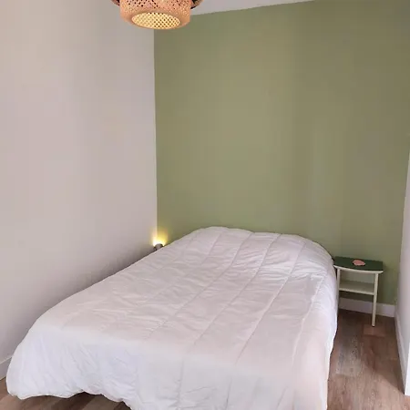 Apartment Stud Paulais Grand Bis Proximité Terrasse Et Parking La Rochelle (Charente-Maritime)