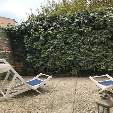 Stud Paulais Grand Bis Proximité Terrasse Et Parking * La Rochelle (Charente-Maritime)